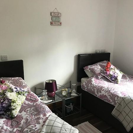 Apartamento Pat'S Place Ballaghaderreen Exterior foto